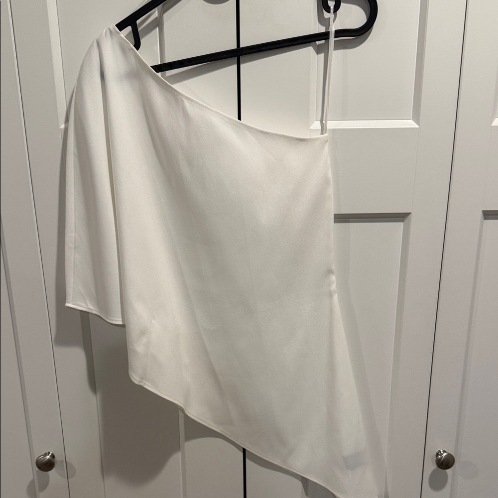 ZARA Elegant White One-Shoulder Top